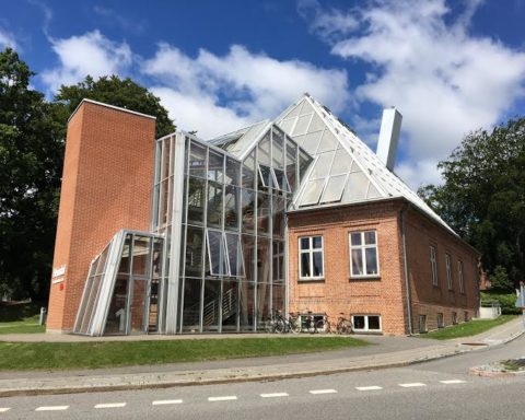 Rejsebrev: Hejmdal – et Frank Gehry-byggeri i Aarhus