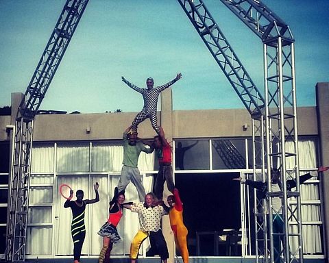 Rapport fra Hanover Park: Cirkus midt i en sydafrikansk bandekrig