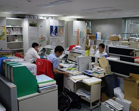 Japanere arbejder langt mindre end tidligere, men…