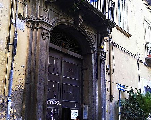 Syditalienske vidundere: Døren i døren i Napoli