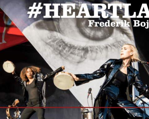 Heartland Dag 1: Sang, dans og lykke i forsamlingshuset