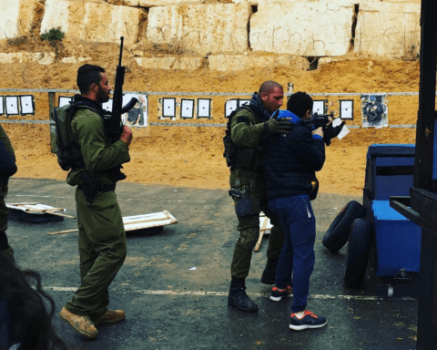 Caliber 3: På besøg i en israelsk militærtræningslejr