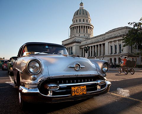 En gammel hund lærer nye tricks: Cuba vedtager ny forfatning