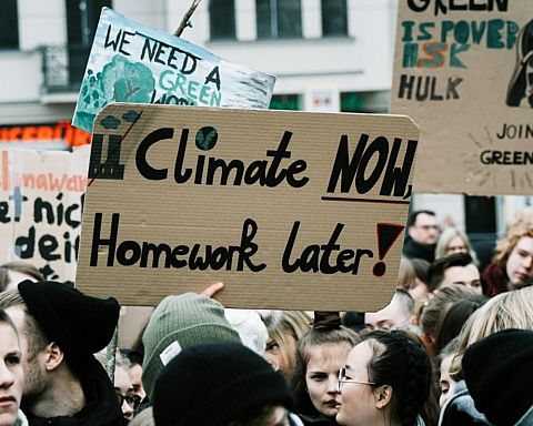 Klimaidentitet: Et spirende grønt imperativ vokser blandt unge