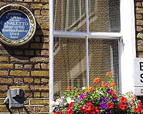 Rejsebrev fra London #7 Soho: En rodet bydel fuld af grækere, jøder, katte, italienere, tomater, restauranter, indvolde … og mærkelige navne