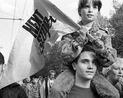 Mig og revolutionerne – en serie om de utrolige hændelser for en ung udenrigsjournalist i det historiske år 1989 2:5