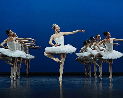 Emma Riis-Kofoed: Ballerinaen i ‘Etudes’ betyder noget helt særligt for mig