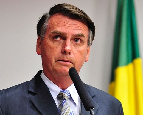 Prognoser forudsiger op til 295.000 dødsfald i Brasilien – Bolsonaro kalder reaktionerne ”hysteri”