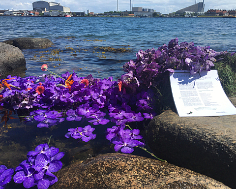 Monica Krog-Meyer: Til opmuntring og håb – ‘Copenhagen Wrapped in Flowers’