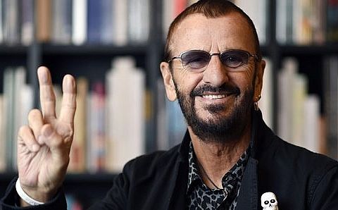 Sir Ringo Starr fylder 80 – manden, der ændrede verden med to trommestikker