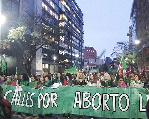 Indførelse af fri abort i Argentina afspejler sundhedsmæssigt og socialt problem