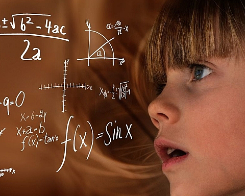 Da pigerne grundet Covid slap for eksamen i matematik, overgik de for første gang drenge