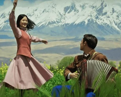 Sangens Vinger: musikalsk harmoni i Xinjiang