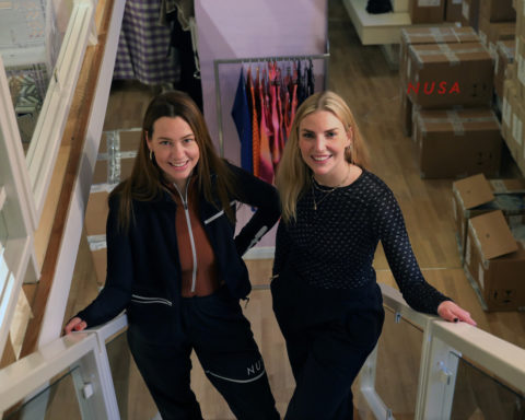 Kristine og Mille fra Planet Nusa rusker med succes op i modebranchen og genbruger forliste fiskenet