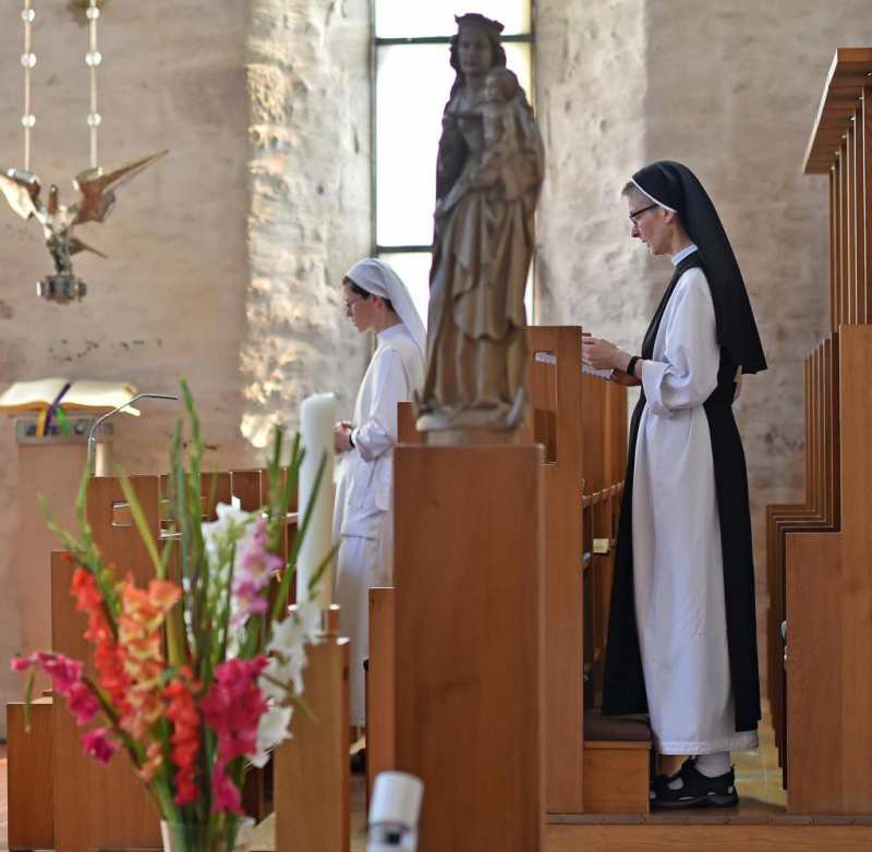 nonne østtyskland kloster søster Christiane Helfta