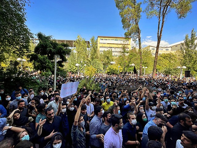 teheran protester iran
