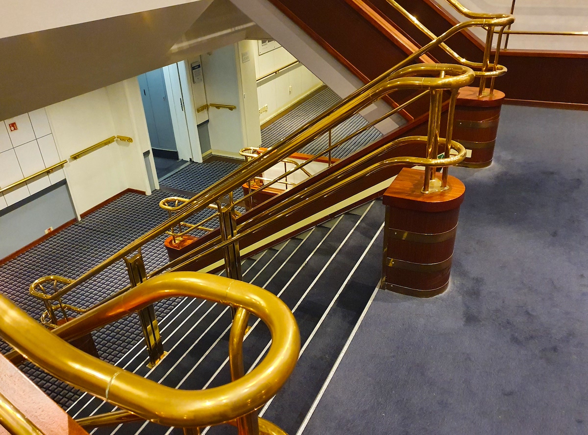 Oslo golden staircase