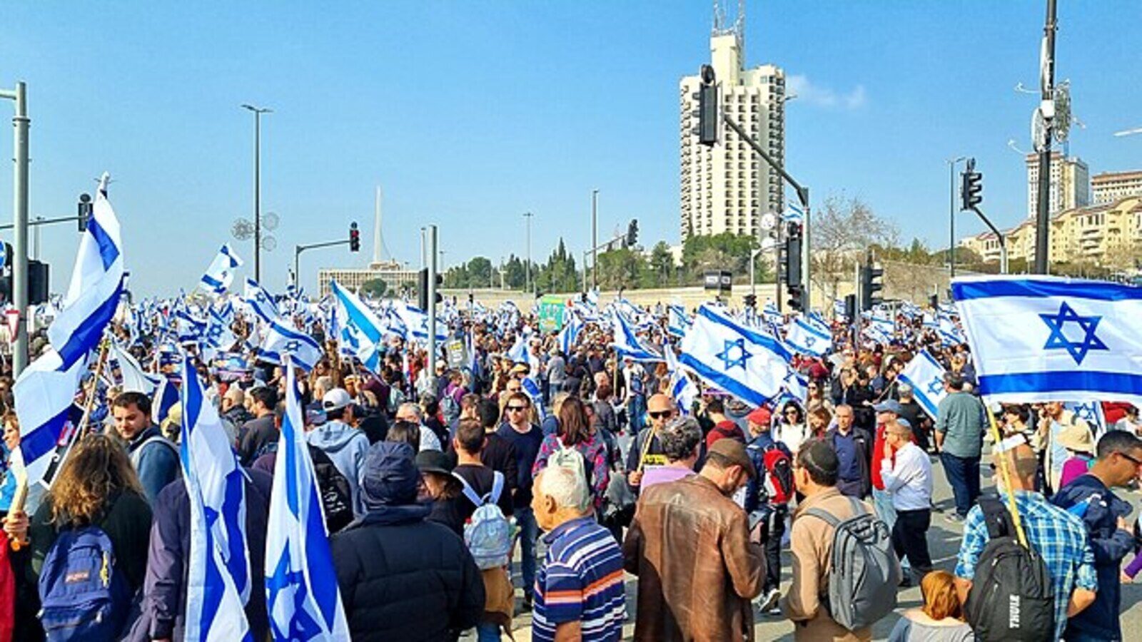 Netanyahu mod folket
