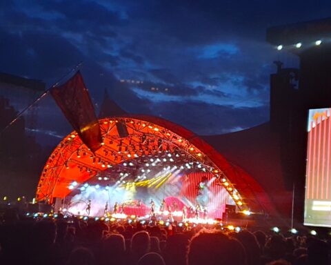 Roskilde Festival 2023: Ørkenblues, elefantvæltende powertrance og herregårdsidyl