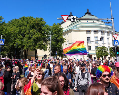 Det første eks-sovjetiske land har gjort homoægteskaber lovlige