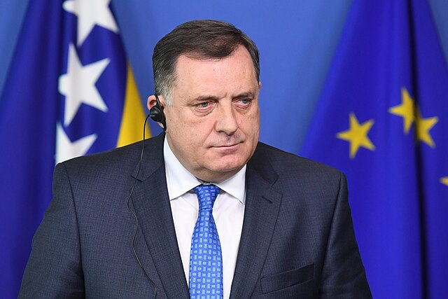 Dodik er præsident for den serbiske del af Bosnien