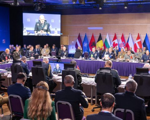 Er oprustning forsvar eller provokation? Ruslands strategi er at vende virkeligheden på hovedet