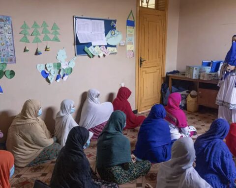 Afghanistan er landet, hvor pigers og kvinders muligheder og drømme bliver begravet og dør