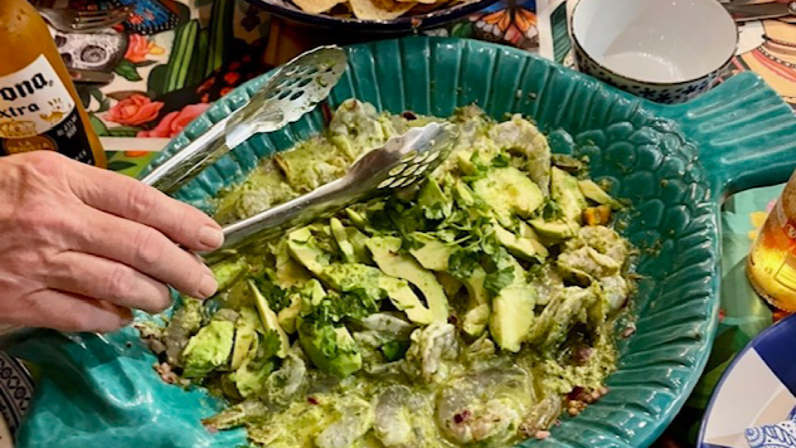 Mexicansk med i anledning af De Dødes Dag - blandt andet rejer med avocado