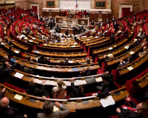 samtykkelov, Frankrig