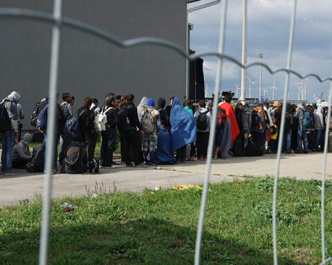 Flygtningepolitik: Vil og kan EU lukke sig om sig selv?