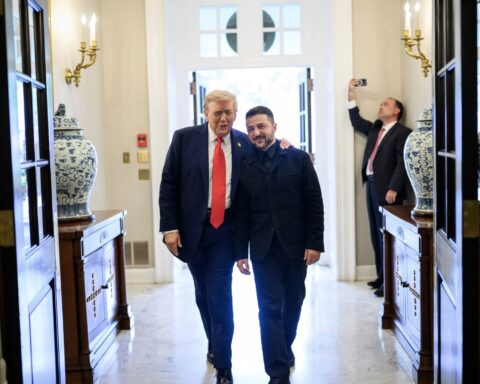 Trump møder Zelenskyj i Det Hvide Hus. sikkerhedsstrategi for USA.