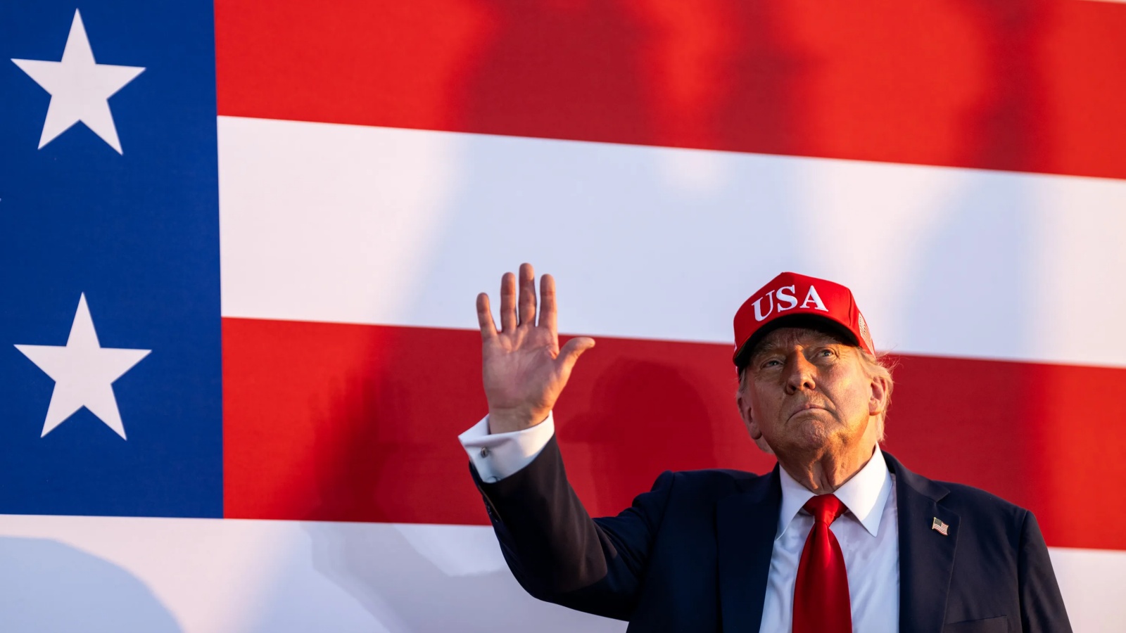 Trump og det amerikanske flag