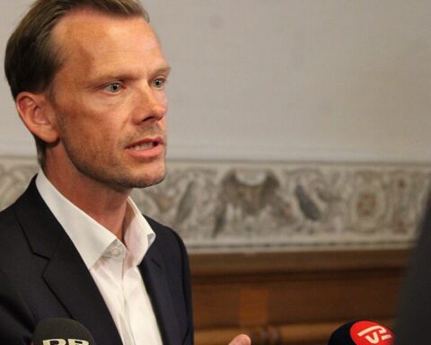 Regeringen vil straffe bander, bestilt kriminalitet og kriminelle familier hårdere