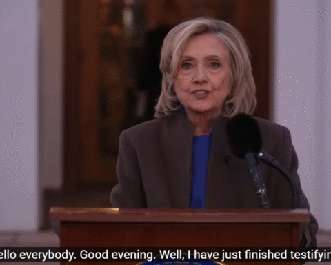 Hillary Clinton i seks timers afhøring om Epstein: “Spørg min mand”