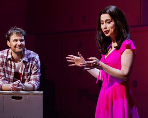 Musical: Den Eneste Ene er (stadig) vanvittig underholdende