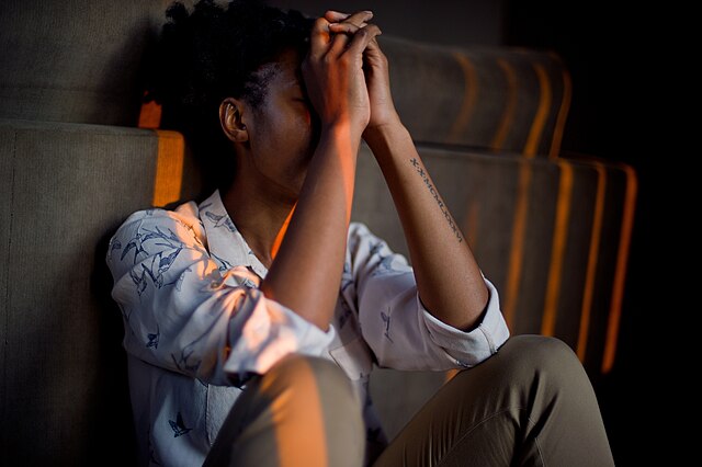 En afgørende del af en holdbar vej tilbage til et lønnet arbejde, når man er ramt af stress, er, at vi insisterer på at anerkende det ulønnede arbejde, der går forud skriver Nanna Høyrup i denne kommentar. Foto: Wikimedia Commons