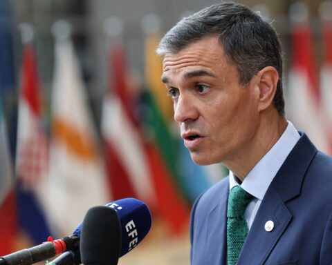 Spanien og USA (igen) på kollisionskurs