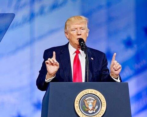 Måske forhandler USA og Iran. Måske gør de ikke