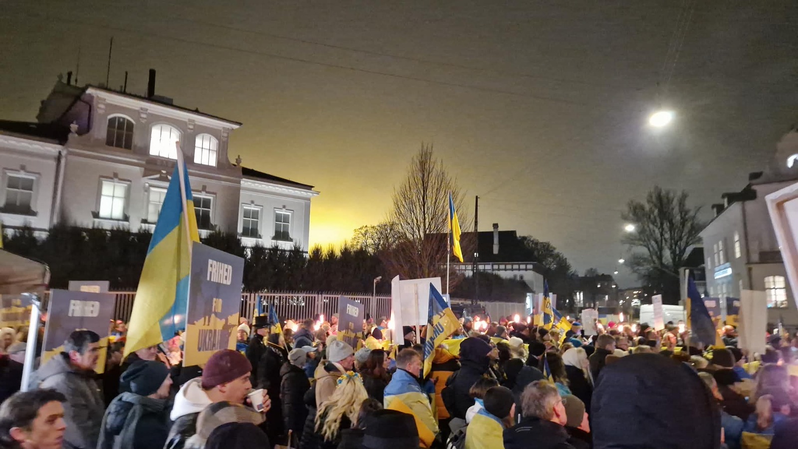 Ukraine-demonstration ved fireårsdagen for krigen.