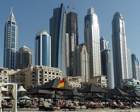 Golfstaterne vender sig nu mod Iran, og en ny orden tegner sig i regionen