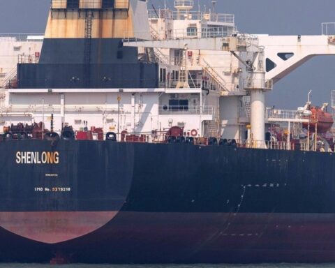 Trump kræver international hjælp til at kontrollere Hormuz-strædet: flere allierede siger nej