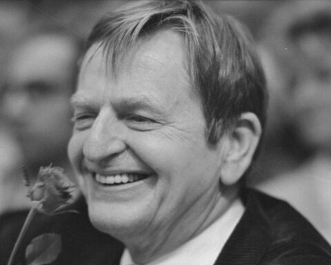 Ny bog: Hemmelige militære netværk måske bag mordet på Olof Palme