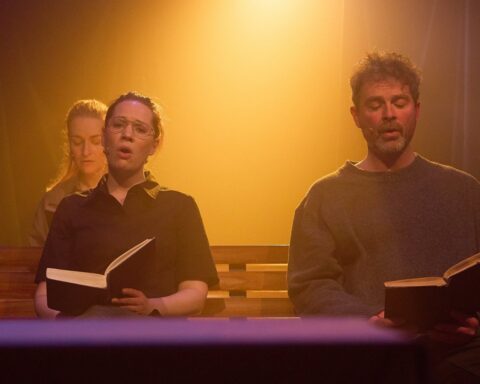 ”Det mørkeblå” er teater, jeg ikke ville have været foruden