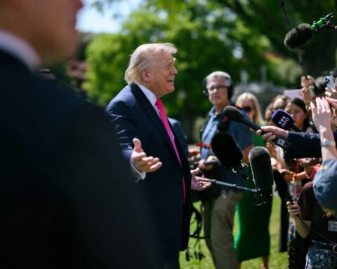 Tillidskrise: Ifølge CNN snakker Trump alt for meget. På sociale medier og med pressen