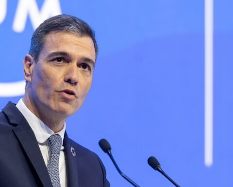1. maj: I trumpismens skygge vil Pedro Sánchez samle en ny international centrum-venstre-alliance