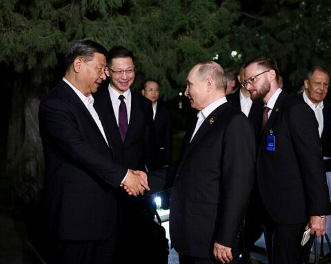 Putin på vej til sin ven Xi i Kina. Xi tror dog ikke ubetinget på russisk sejr i Ukraine