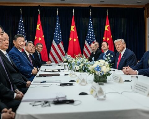 Trump søger kinesisk støtte midt i global krise