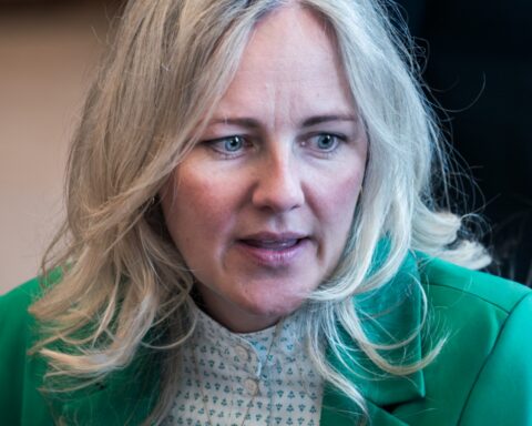 Firkløverregeringen lægger op til en mere solidarisk politik over for de svagest stillede. Men der er også tidsler i buketten