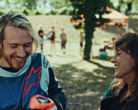 Filmen ”En skønne dag” er heldigvis fransk med stort F