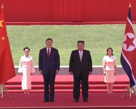 Kina og Nordkorea styrker alliancen. Trump lurer i baggrunden